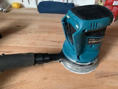 MAKITA Adapter Vacuum- Makita DBO180Z cordless orbital sander 18 V