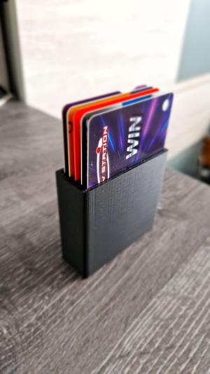 5 card holder