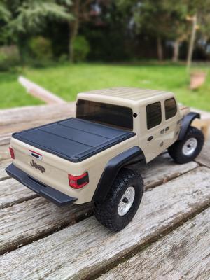 Axial SCX24 Jeep Gladiator bed cover with 3 flat panels
