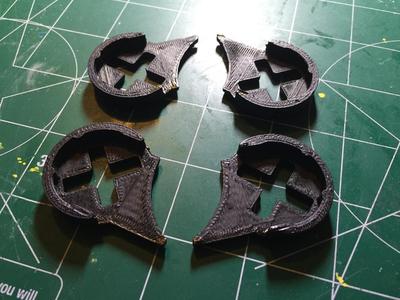 1 full set of 4 shoes for the QAV210