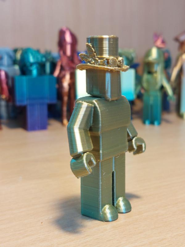 Magician hat ROBLOX avatar