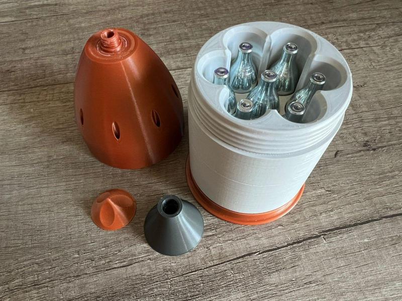 Co2 container and balls 4.5mm Airsoft