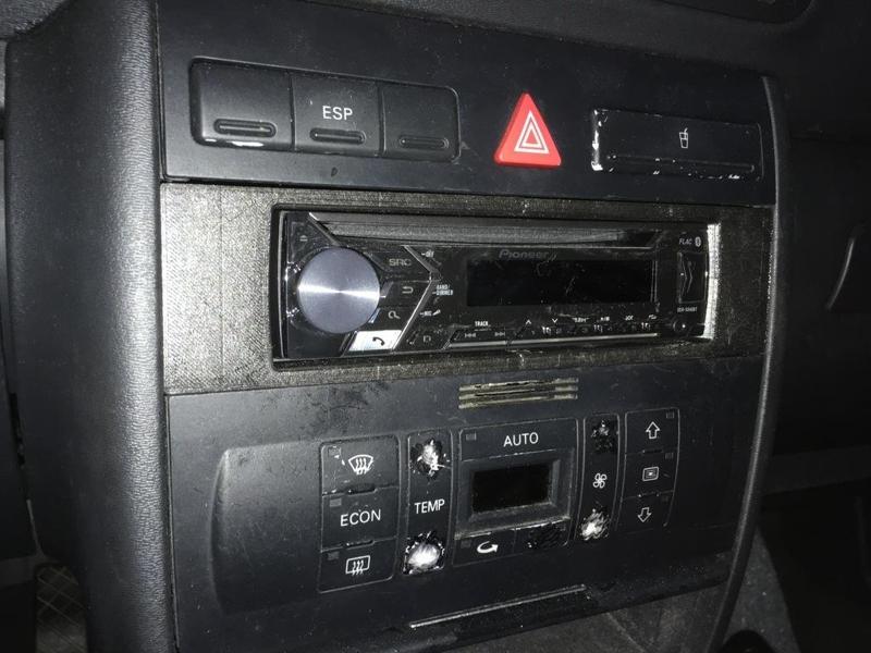 AUDI A3 8L HU DEH-XX Pioneer