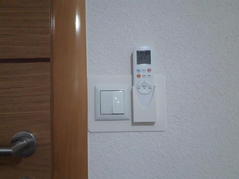 AC remote control holder / wall mount