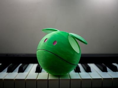 Amuro's Pet Haro Multi-part Version with Movable Ears, 100MM Diameter
