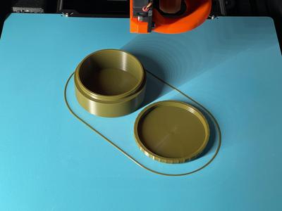 Container with threaded lid 60mm x 28.5mm (parametric)
