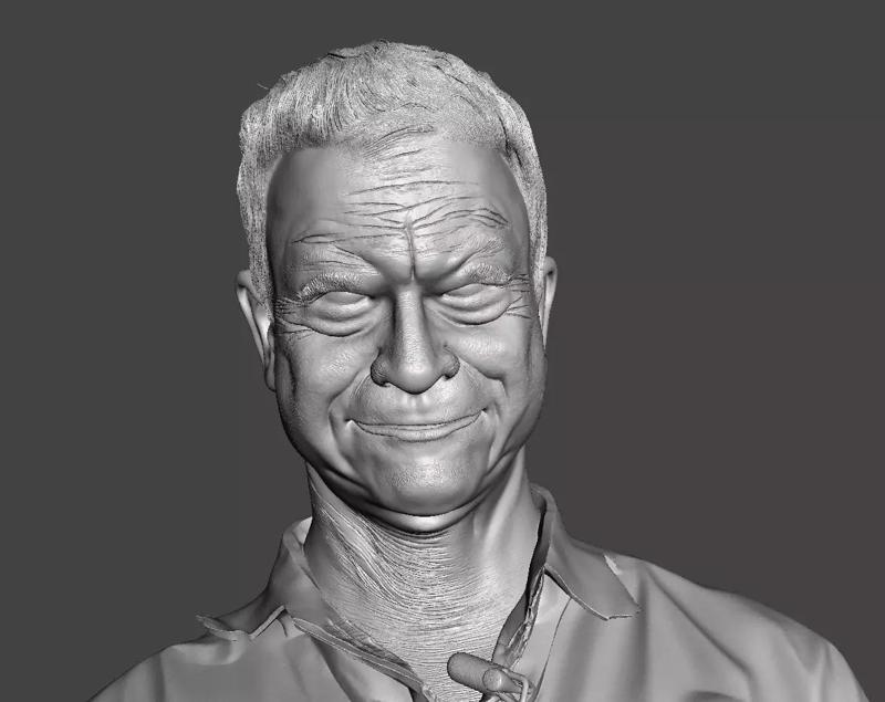 GARY SINISE
