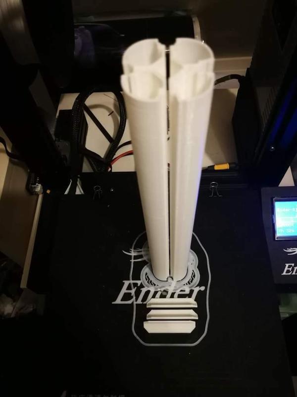 Rounded cable duct for a corner, corner duct, corner conduit