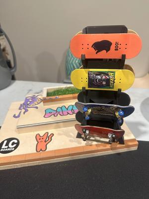Fingerboard Stand