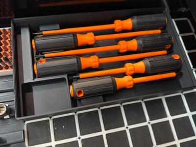 Gridfinity Tray, Klein Insulated Screwdriver Set
