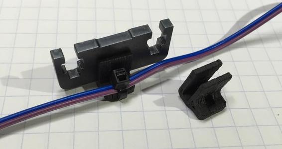 Slip-on Cable Retainer for Prusa Steel