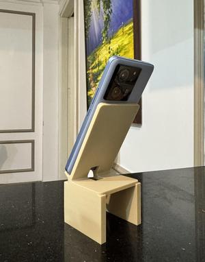Xiaomi/Phone Stand (Portrait & Landscape) – Fast ~2h Print, 60–65 g (PLA+)