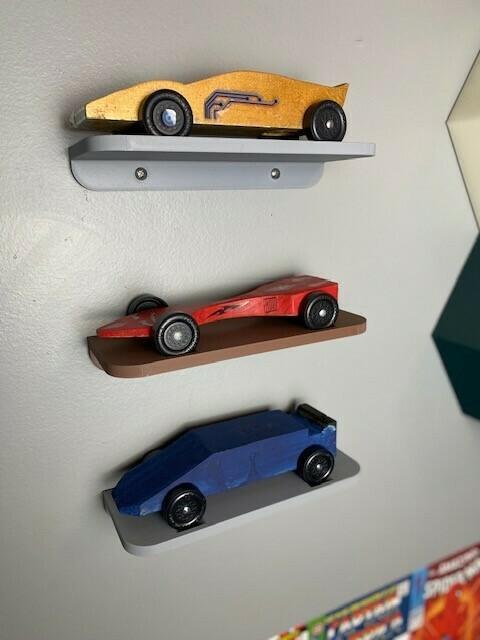 Pinewood Derby Car Display Shelf (Wall Mounted)