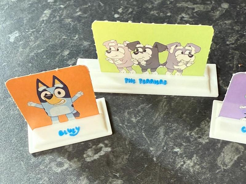 Bluey Play with Friends Sticker Character Stands