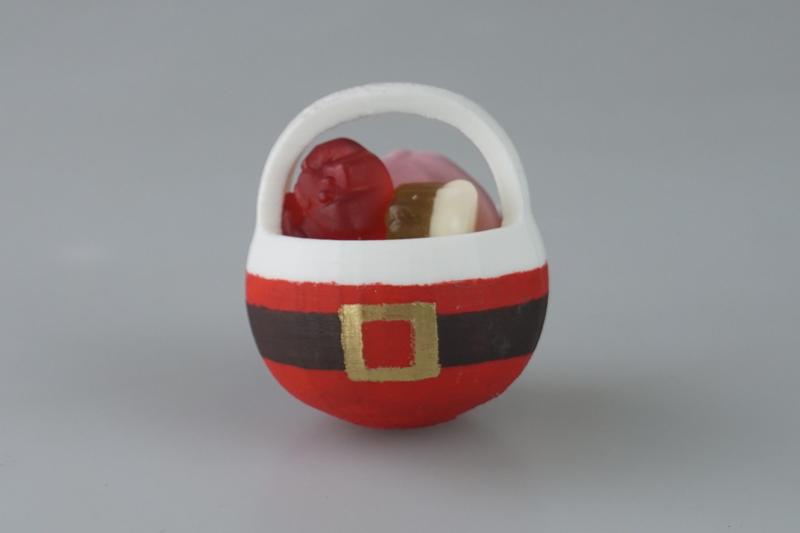 Festive pendant and tree decoration