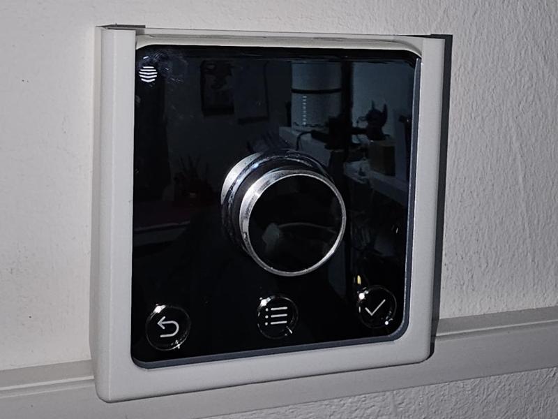 Hive smart thermostat wall mount