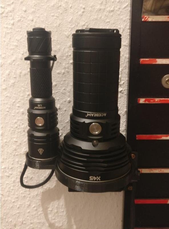 Acebeam L16 and Acebeam x45 stand