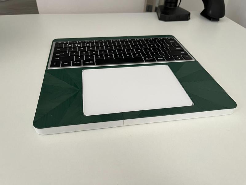 Satechi x1 slim and magic trackpad holder 
