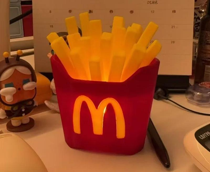ZZZ Zero Zone McDonald's co-branded french fries lamp