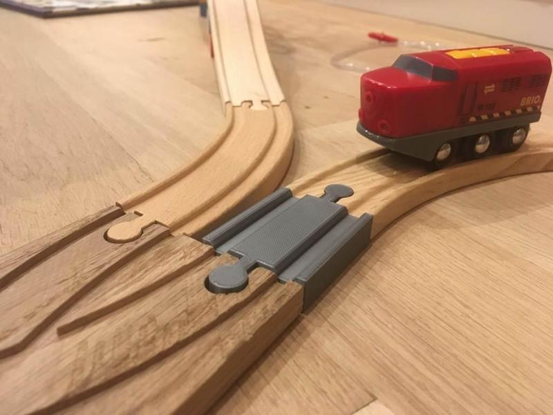 Wooden train track : Mini straight track Male Male (Brio / Ikea ...)