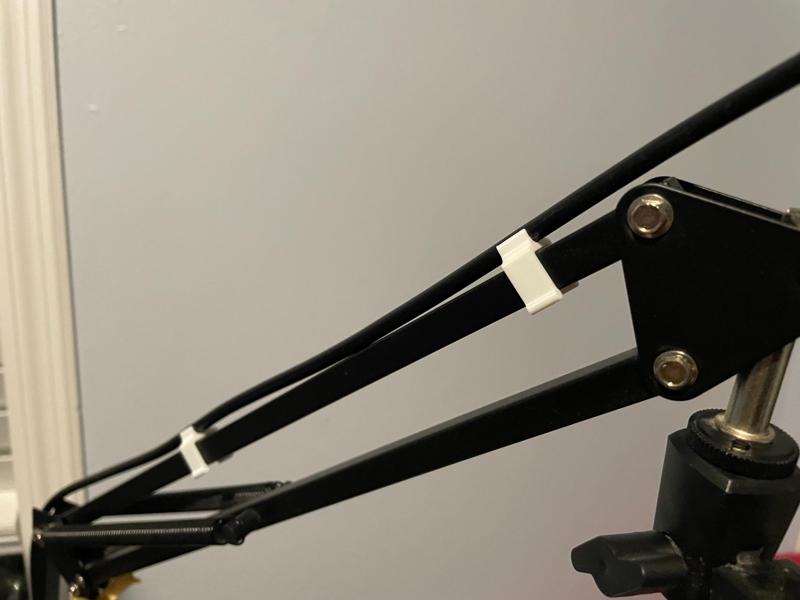 Mic Clip for Stand (10mm Arm/5-4mm Usb Wire)