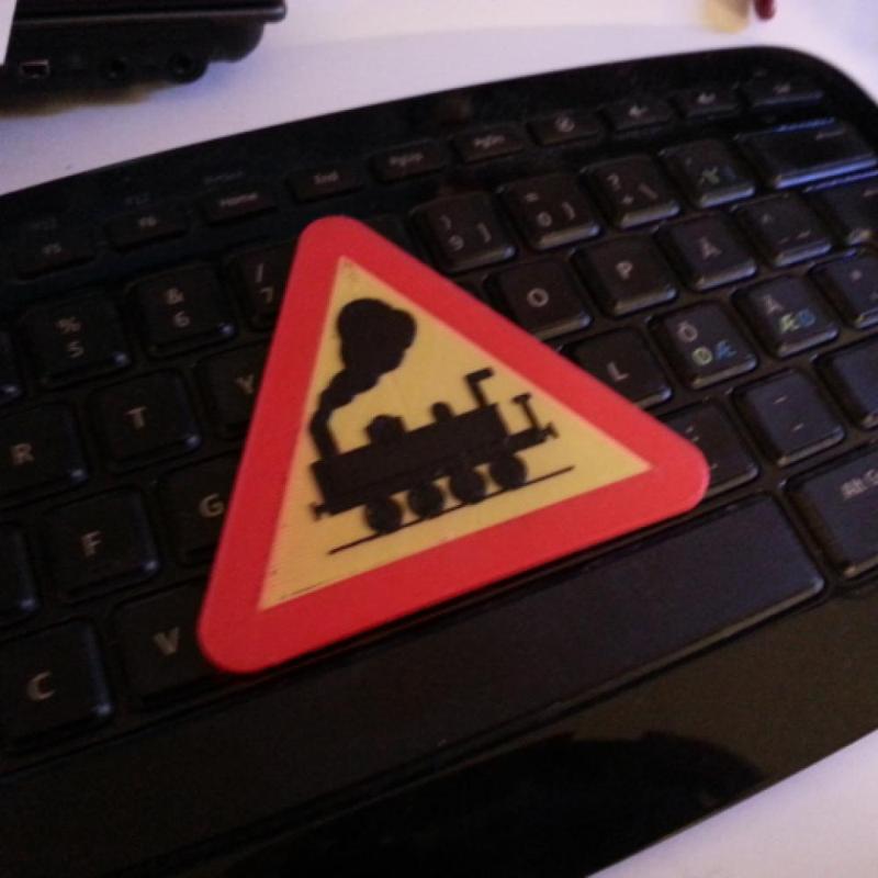 THREE COLOR TRAIN SIGN (DUALSTRUSION SAILFISH)