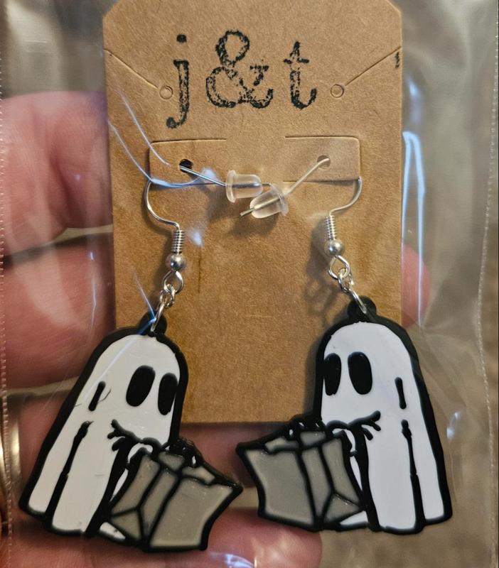Trick or Treat Ghost earrings