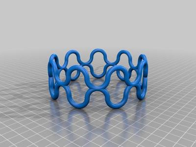 Curvy Bracelet