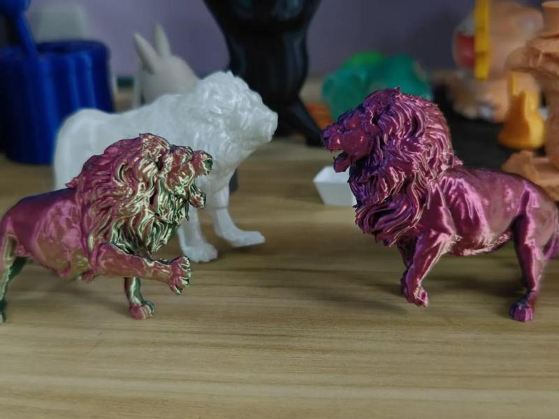 Fierce fighting lions