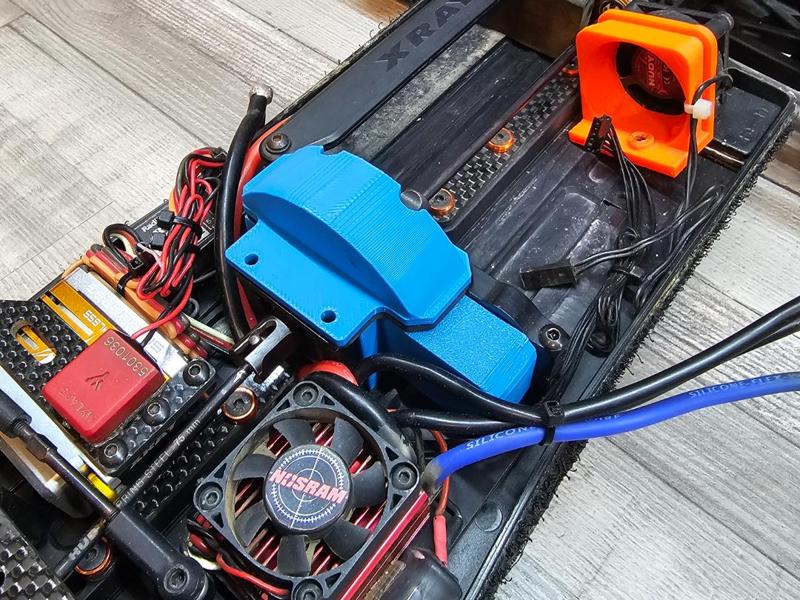 xray xb4 18-19 spur gear cover