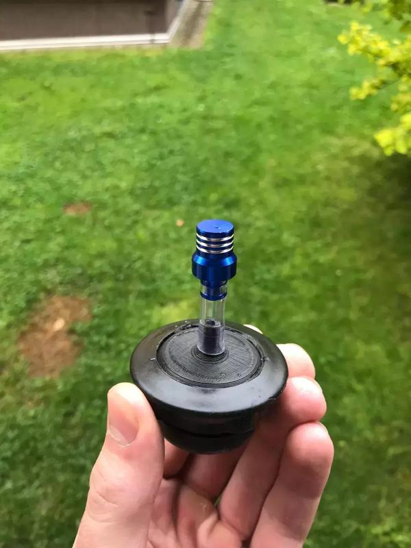 Tank cap on Jawa Pionýr 23 (Mustang)