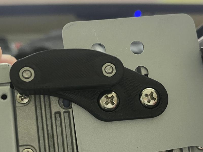 Mercedes ML - Dynavin D9 Premium Radio Halter 