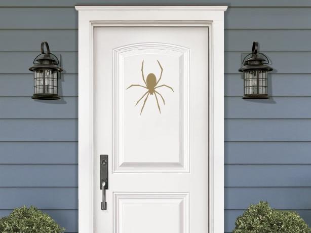 Halloween spider decor