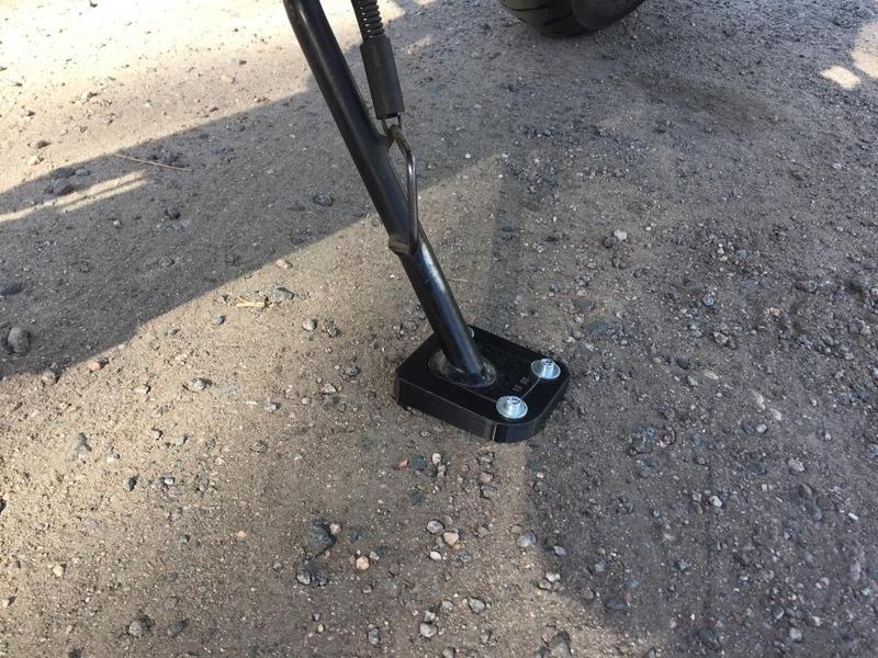 Side stand foot enlargement R1100GS