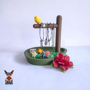 A Nature-Inspired Organizer