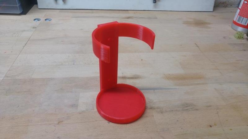 Wallmount for Fire-Suppression-Spray