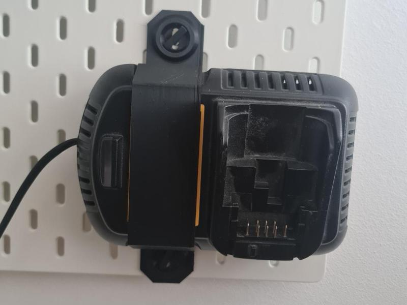 DeWalt DCB105 Skadis Charger Mount (T-Clip)