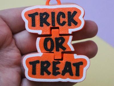 Llavero “Trick or Treat” – Halloween Keychain