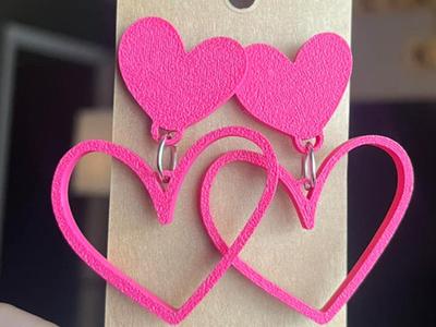 Heart Dangle Earrings: Valentines Day