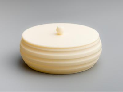 Stackable tray with lid.