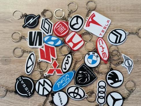 CAR LOGO KEYCHAINS