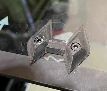 Qidi Q2 handle screw ramp