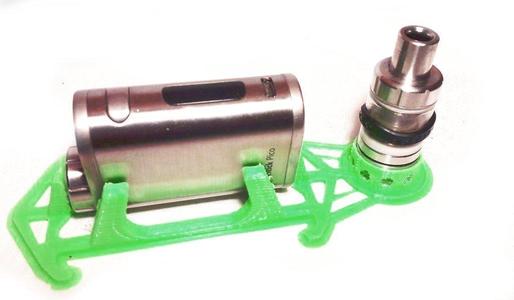 Eleaf iStick Pico charging stand