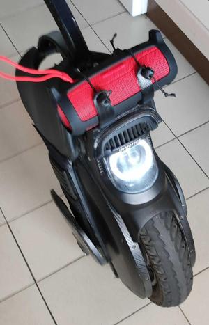 EUC Inmotion V11 accessory for JBL FLIP loudspeaker