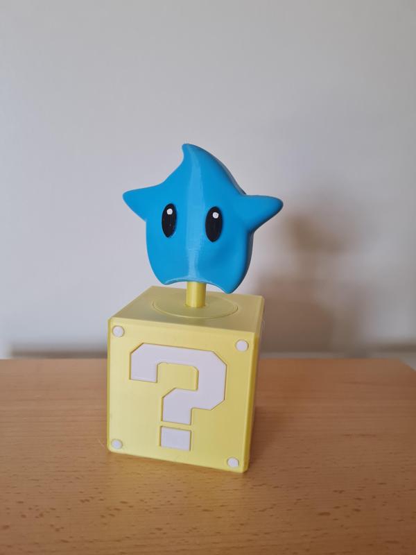 Luma Star wobble figure Super Mario