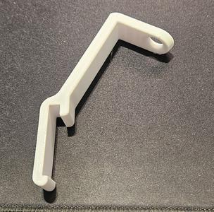 Front feed filament guide