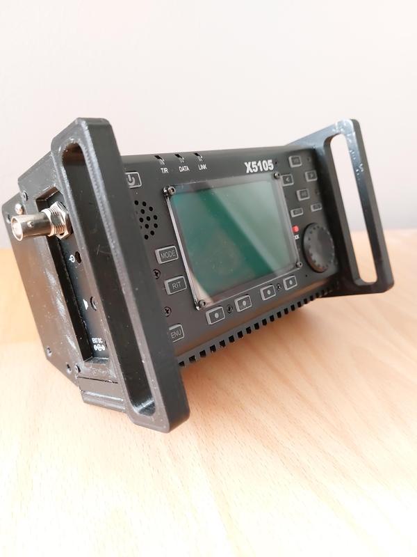 Xiegu X5105 brackets + extension case