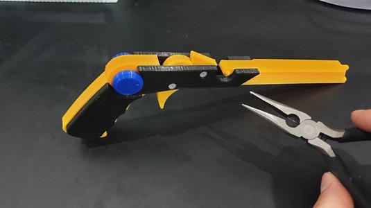 3 gear_ rubber band gun