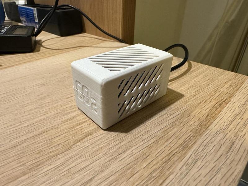 SenseAir S8-4B + GY-21 + D1-Mini air quality sensor enclosure