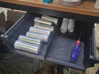 mozDRAWER: Simple Drawer on a Rail. Uses 608 bearings.